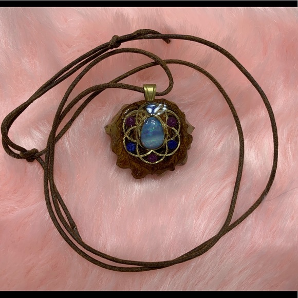 Mini Third Eye Pinecone - Picture 6 of 8